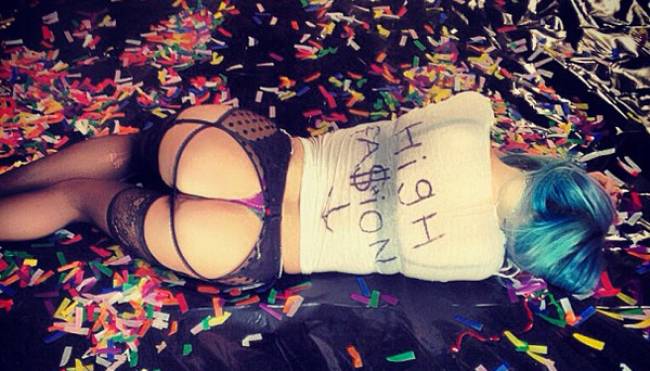 Kesha wins Butt Bonanza 'Guess Me From Behind'