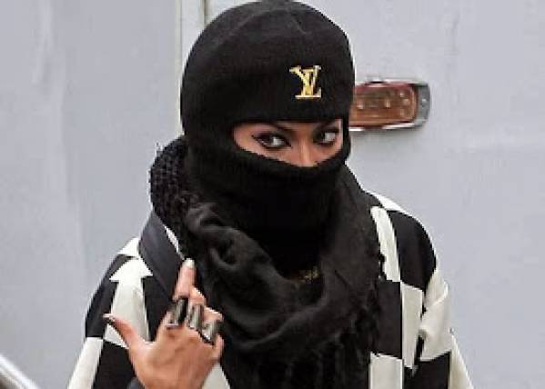 Beyonce in Louis Vuitton Ski Mask