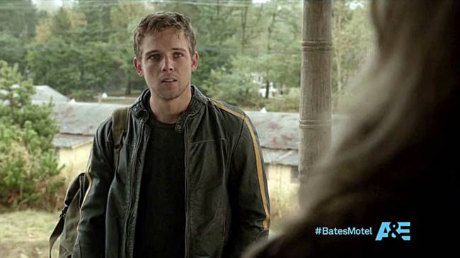 Max Thieriot as 'Dylan